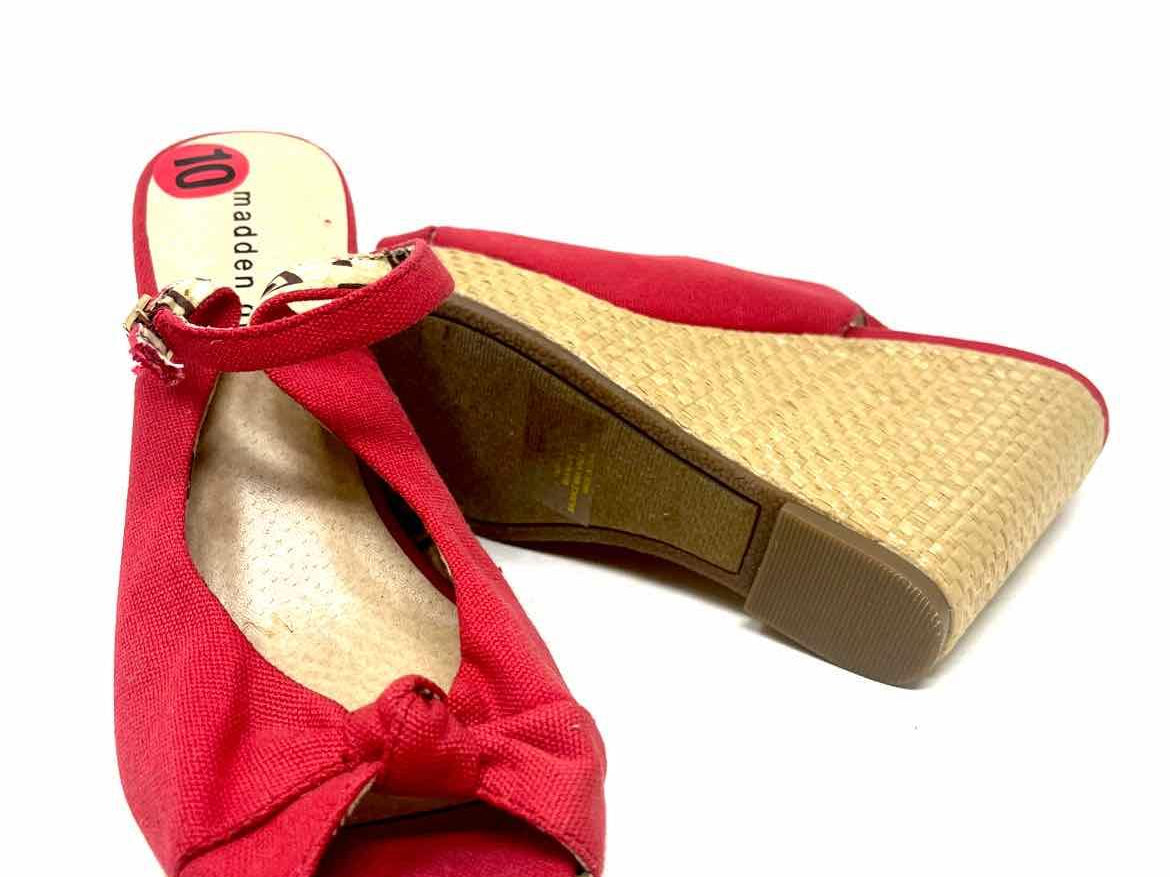 Madden Girls Women's Red/Tan Wedge Textile Knotted Platform Size 10 Sandals - Article Consignment
