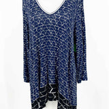 Max Studio Women's Blue/White V-Neck Jersey Geometric Size XL Long Sleeve - Article Consignment