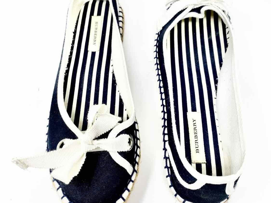 Burberry Shoe Size 36/6 black/white Espadrille Flats - Article Consignment