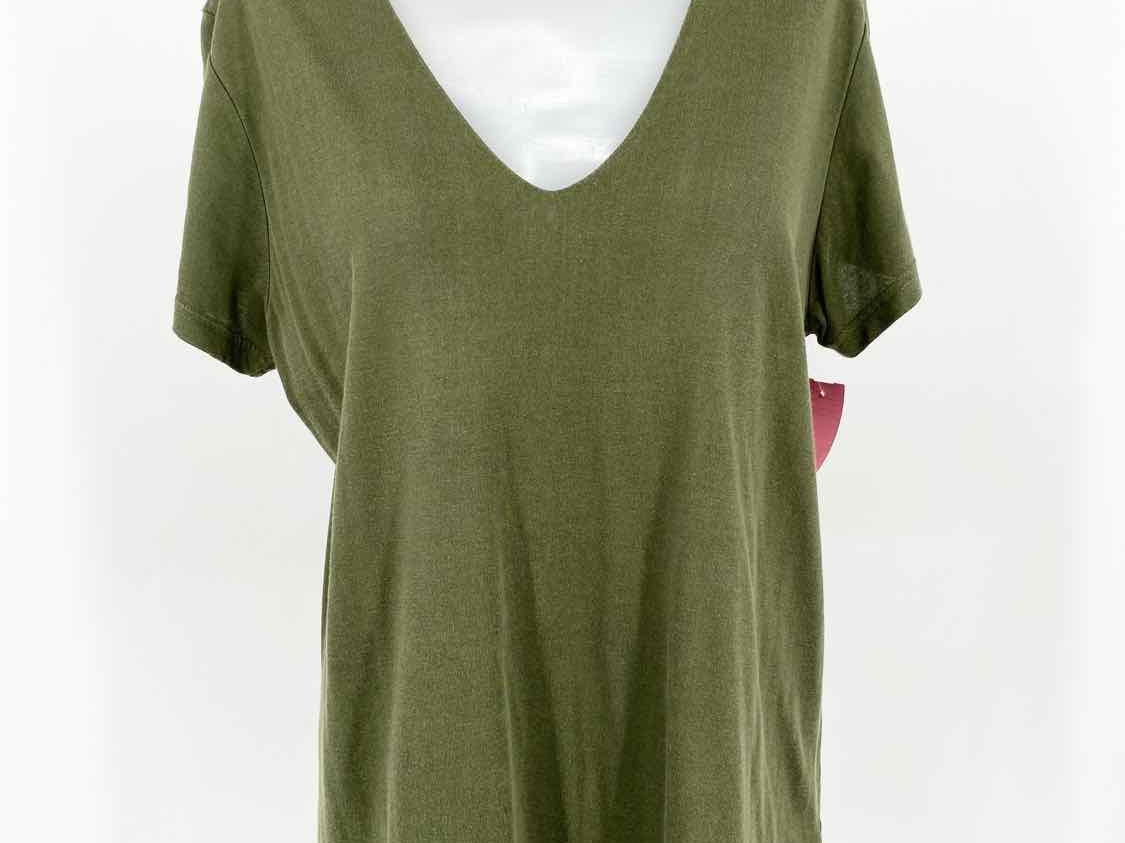 Allude Women's Army Green V-Neck Jersey T-shirt Size L Short Sleeve Top - Article Consignment