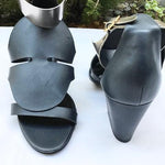 Pierre Hardy 40/9.5 Navy/Silver Leather Heels - Article Consignment