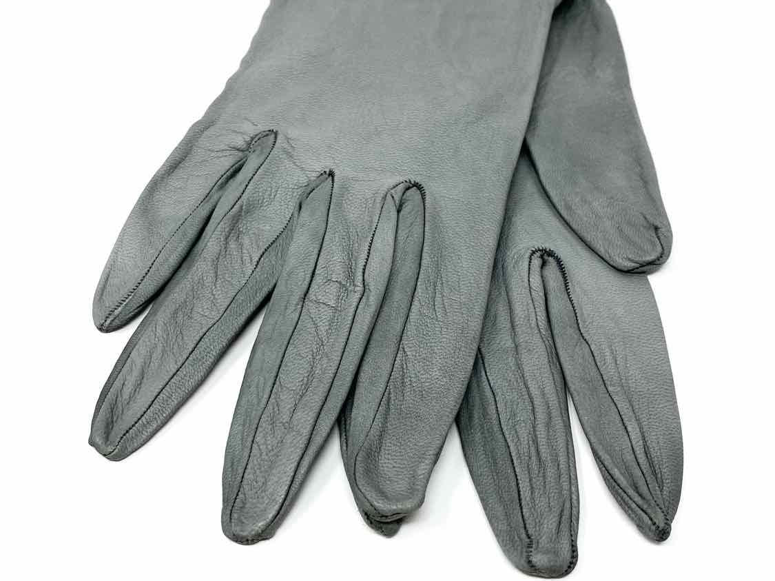 Women's Gray Leather gloves - Article Consignment