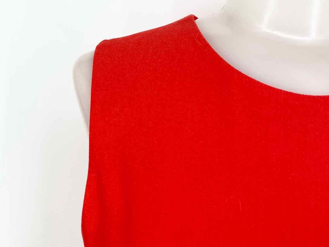 BCBG Max Azria Women's Cherry Red sheath Tuliped Size 0 Dress - Article Consignment