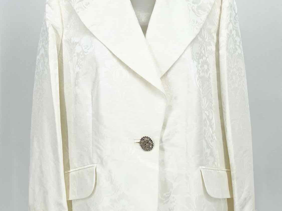 Marina Rinaldi Women's White Blazer Tapestry Italy Size M Jacket - Article Consignment