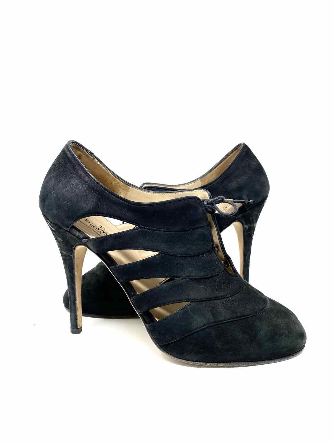 VALENTINO GARAVANI Women's Black Lace-up Suede Cut Outs Luxury Size 40/9 Bootie - Article Consignment