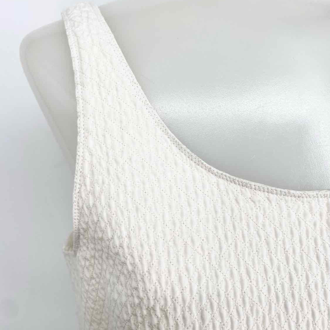 rag & bone Women's Ivory Tank Textured Crop Size 4 Sleeveless - Article Consignment