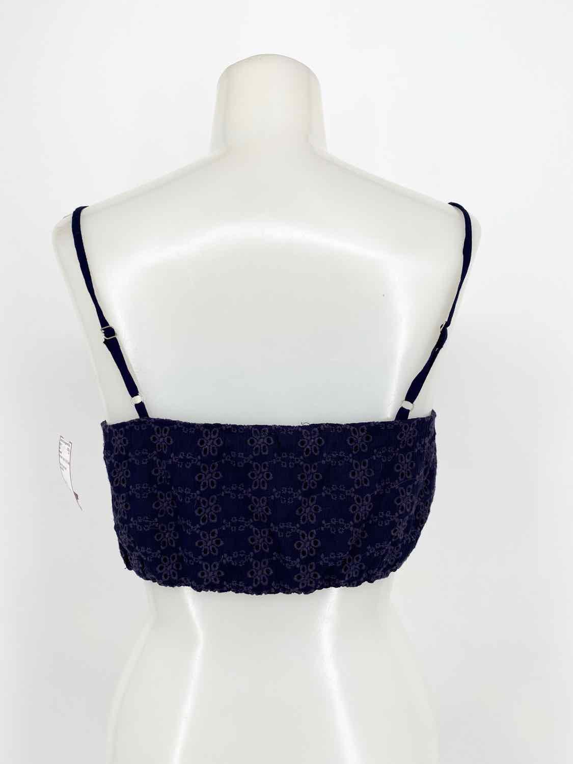 Nomad Women's Navy Crop Eyelet Size S Sleeveless - Article Consignment