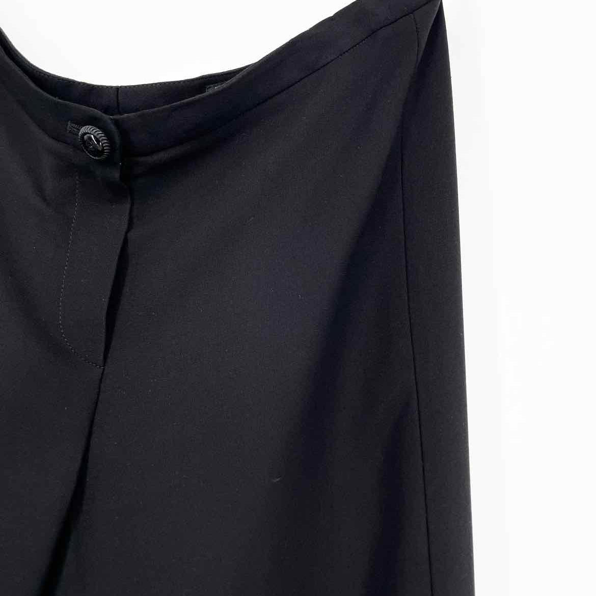 Chanel Women's Black Straight Silk Size 40/8 Trousers - Article Consignment