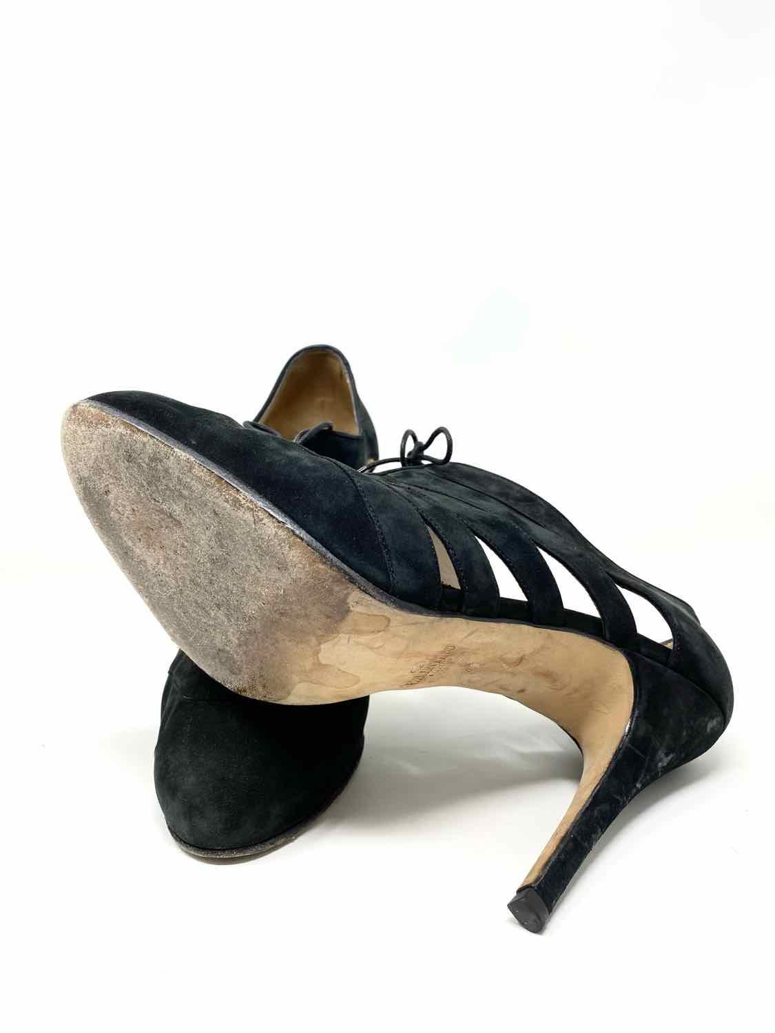 VALENTINO GARAVANI Women's Black Lace-up Suede Cut Outs Luxury Size 40/9 Bootie - Article Consignment
