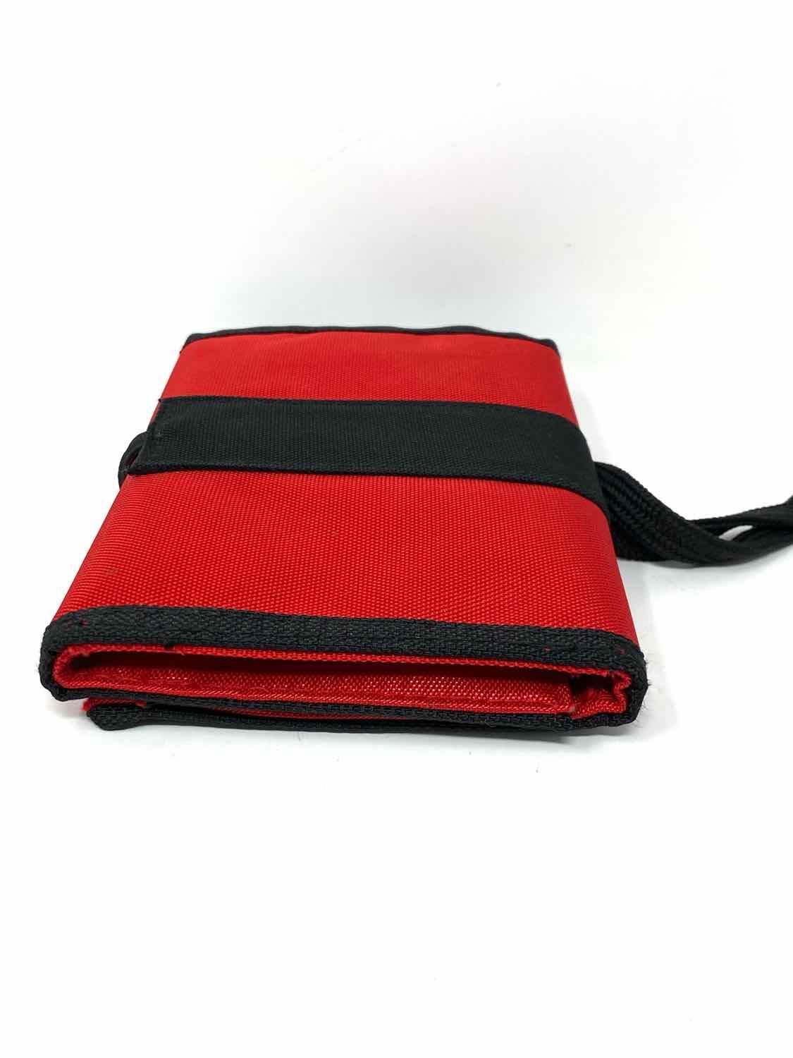 Swiss Gear Red/Black Wallet - Article Consignment