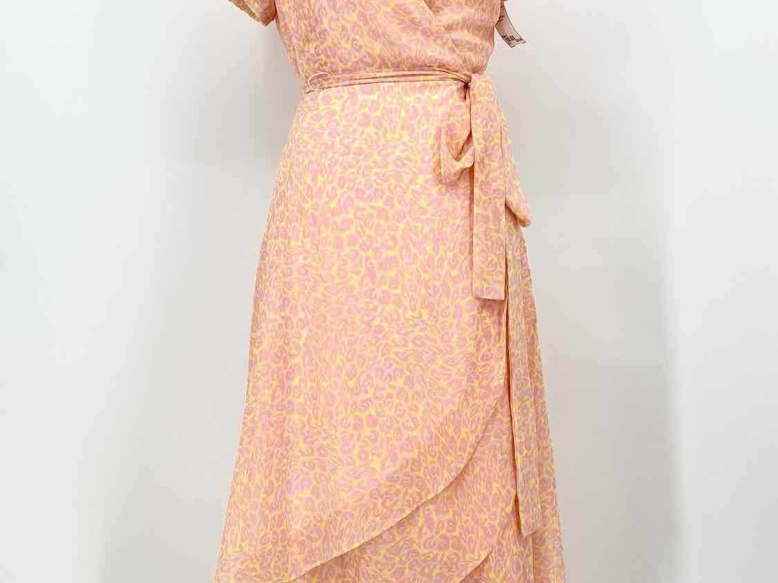 Betsey Johnson Women's Peach/Yellow Wrap Animal Print Size 4 Dress - Article Consignment