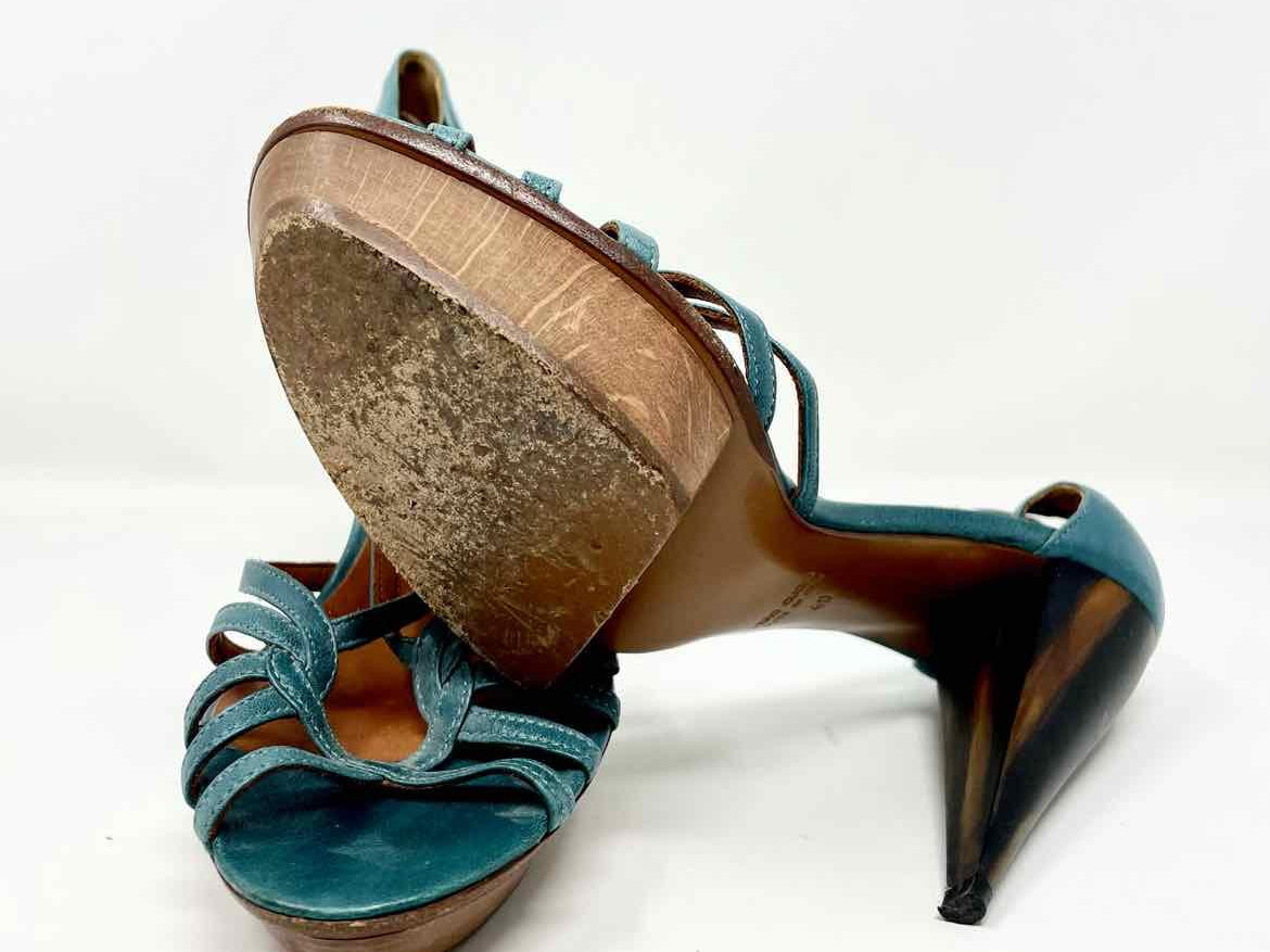 LANVIN Shoe Size 40/8.5 Turquoise Heels - Article Consignment