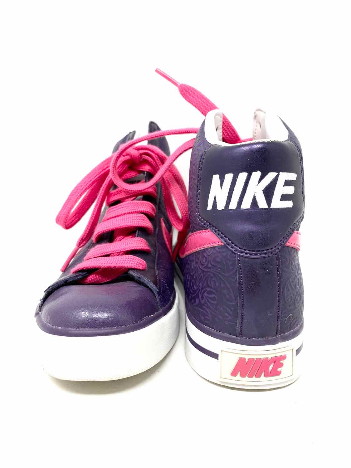 Nike sweet hotsell classic pink