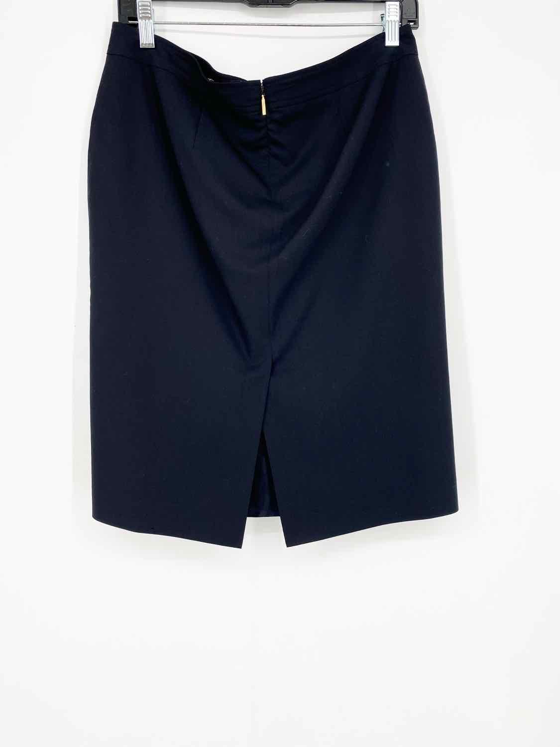 Roberto Cavalli Women's Navy pencil Italy Size 44/8 Skirt - Article Consignment