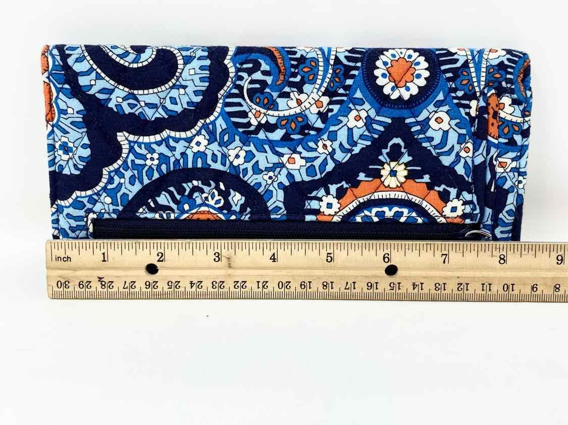 Vera Bradley Quilted Blue/Orange Tri-fold Print Wallet - Article Consignment