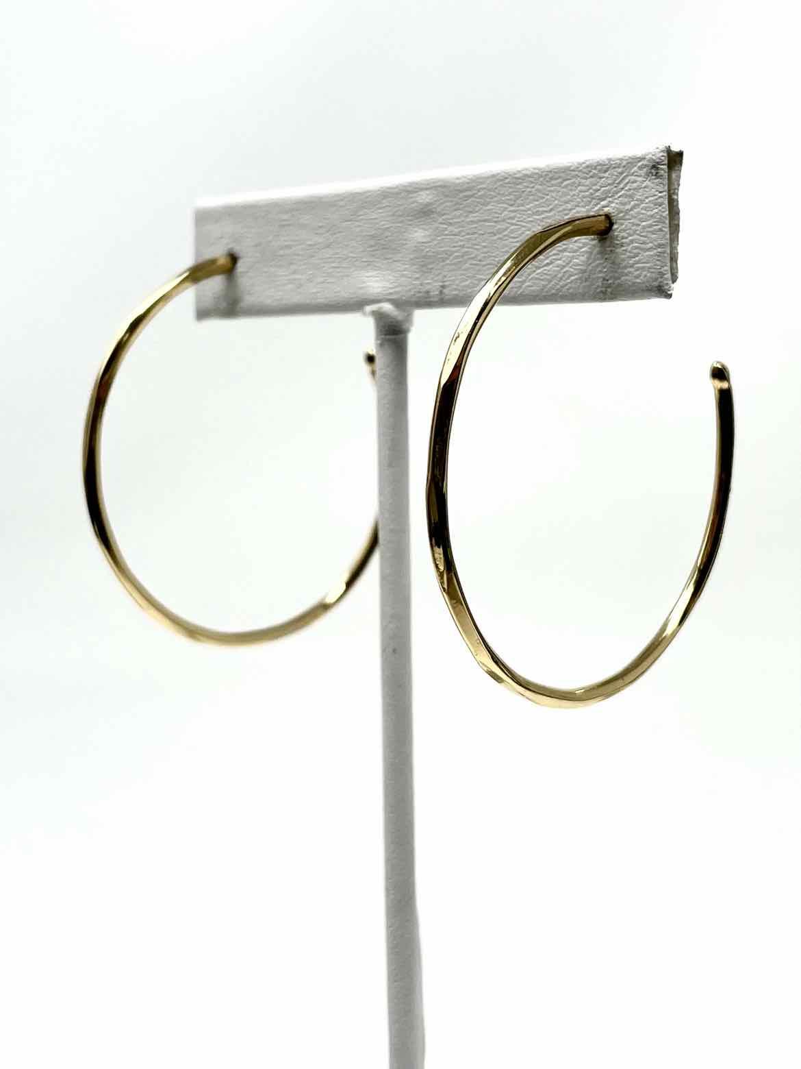 Metal Gold Tone Hoop Earrings - Article Consignment