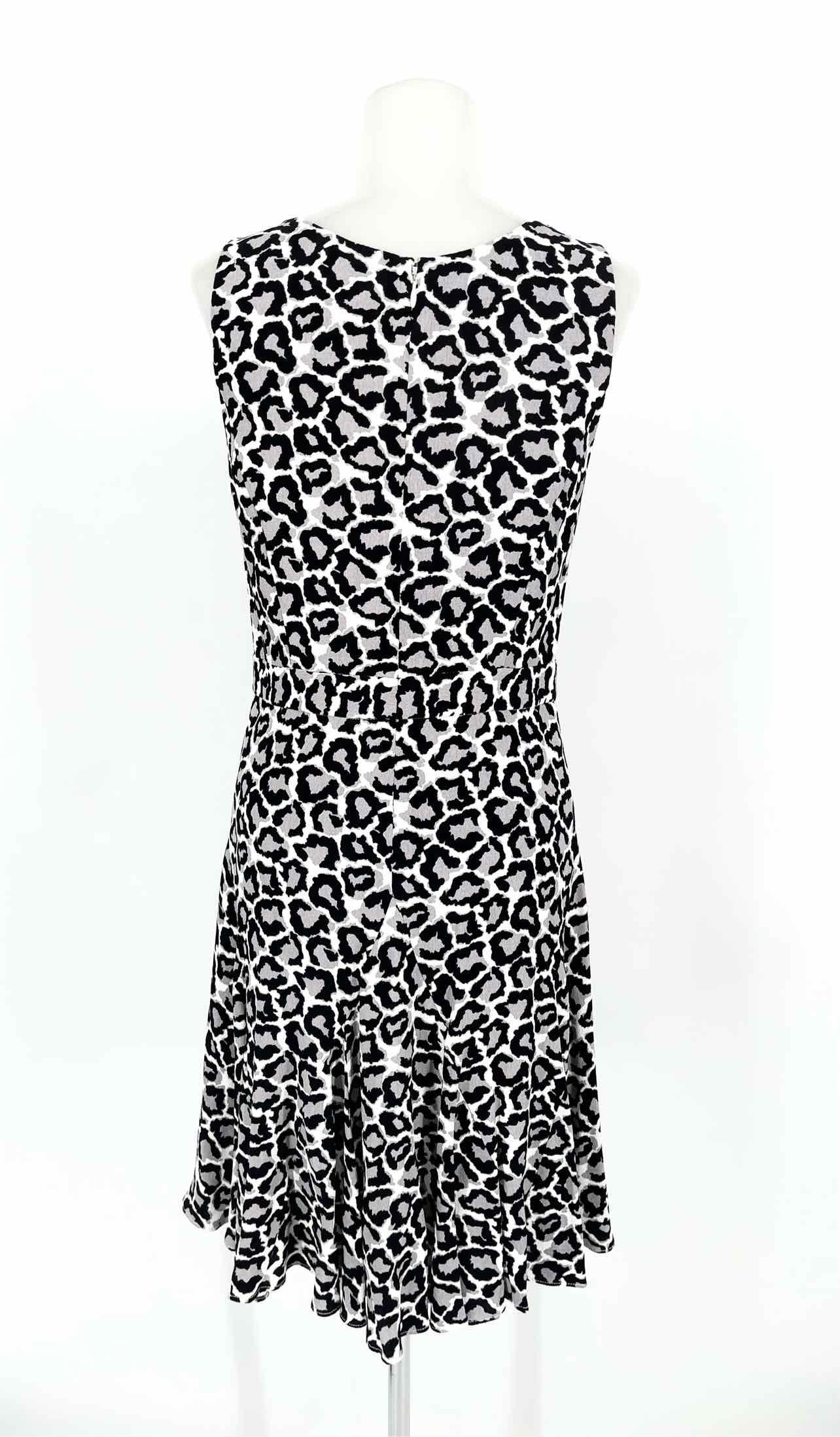 Diane Von Furstenberg Women's Gray/Black Sleeveless Animal Print Size 2 Dress - Article Consignment