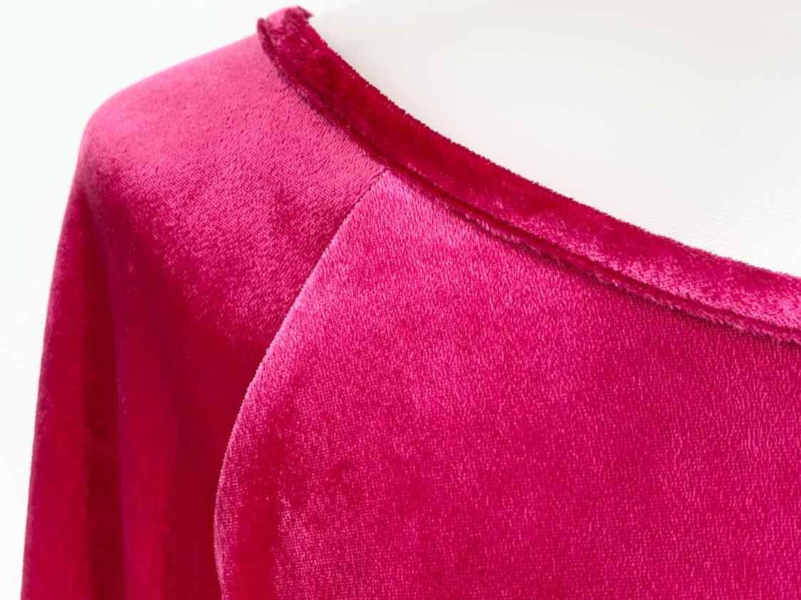 maeve Women's Fuschia Long Velour Size M Long Sleeve - Article Consignment