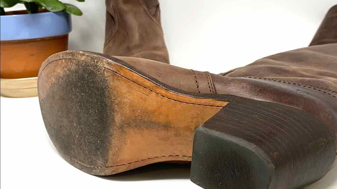 FRYE Brown Recently Reduced Size 6 Boots - Article Consignment