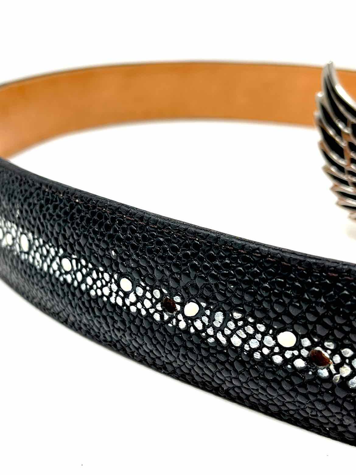 Reyme Black/White Pebbled Leather Belt - Article Consignment