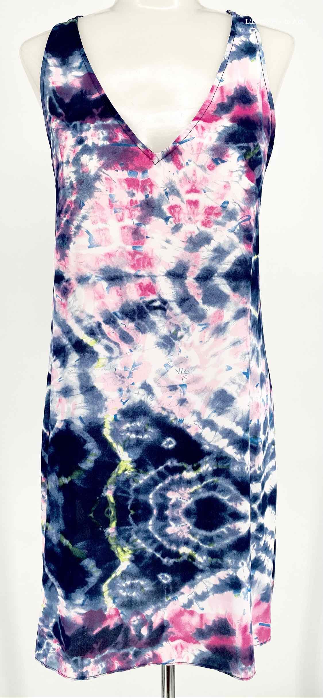 eight sixty Size M Blue/Pink V-Neck Polyester Tye Dye Dress - Article Consignment