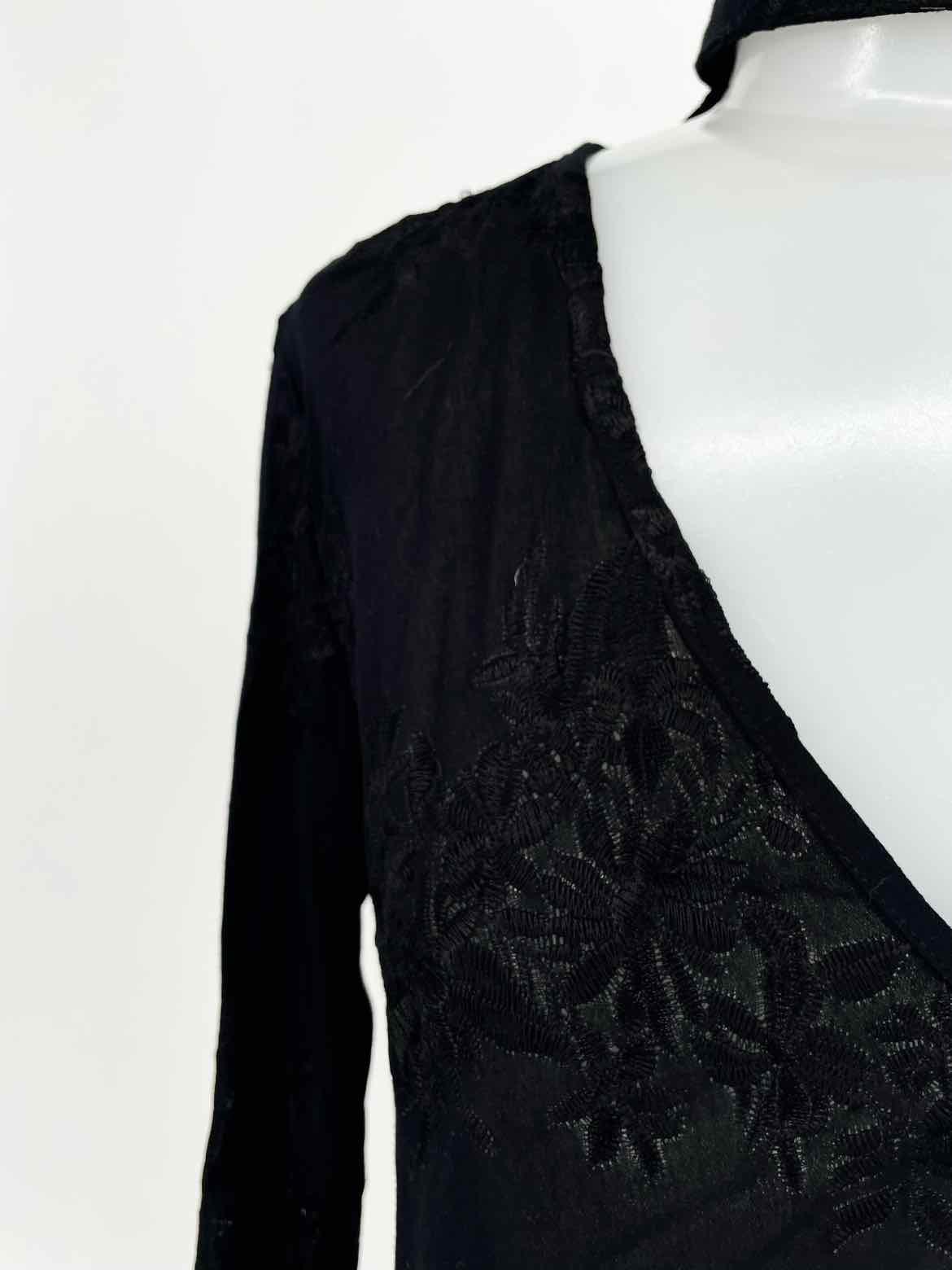 Flynn Skye Women's Black Cut-Out Embroidered Crop Size XS Long Sleeve - Article Consignment