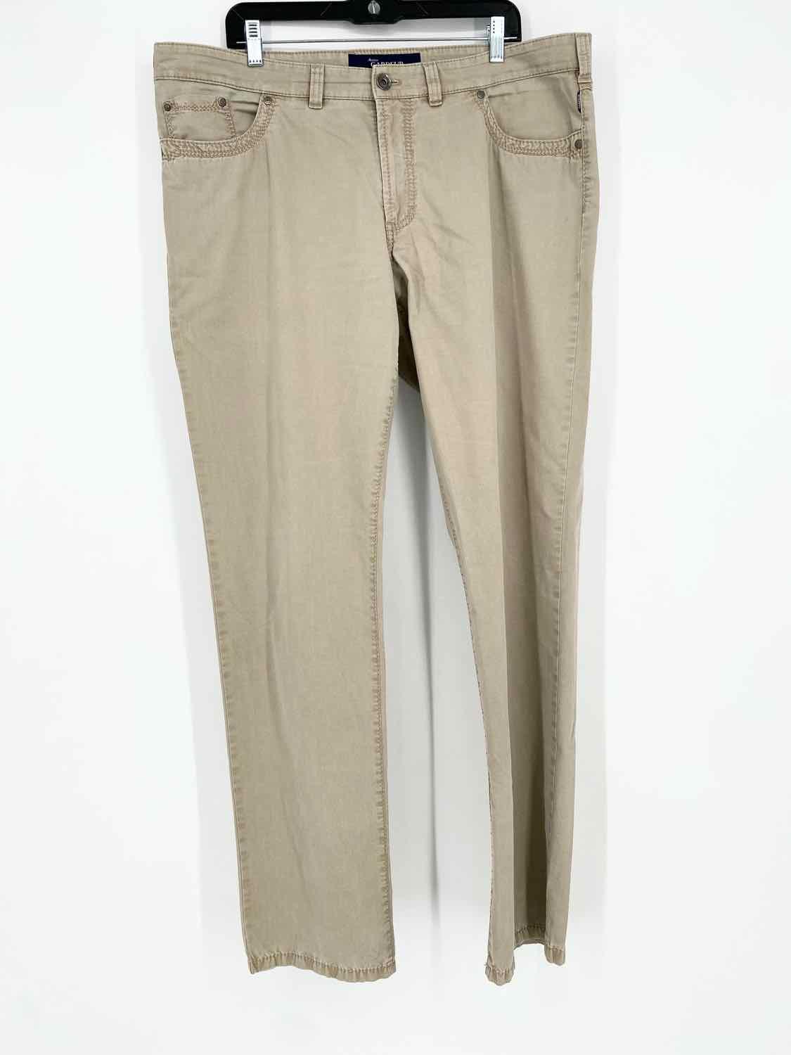 Atelier Gardeur Men's Khaki Pants - Article Consignment