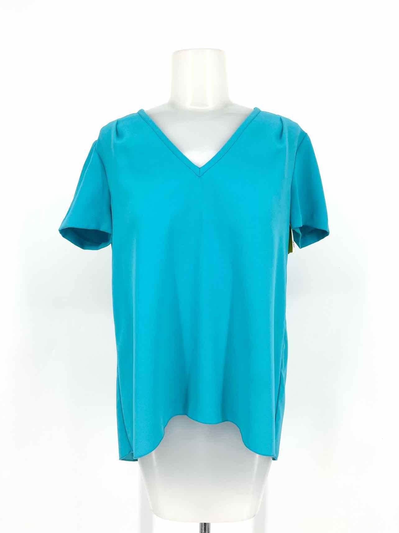 Trina Turk Women's Sky Blue V-Neck Size XS Short Sleeve Top - Article Consignment