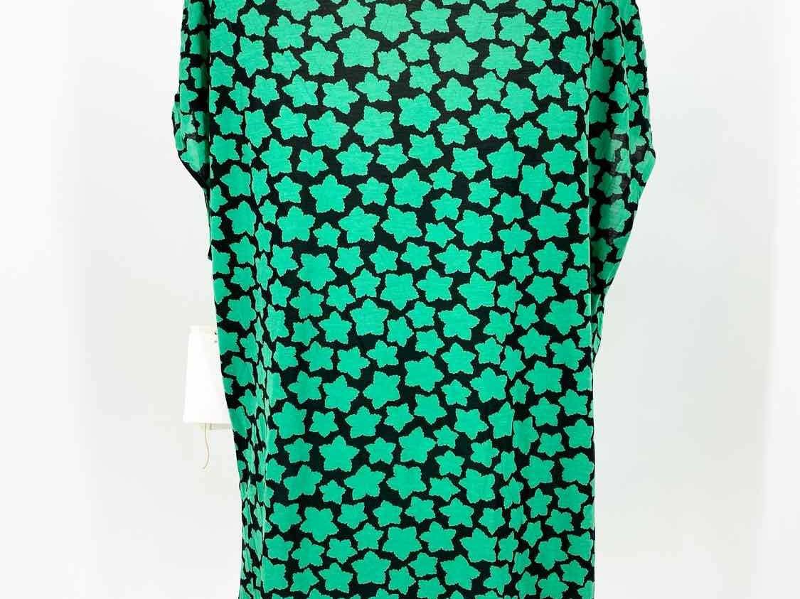 Leifsdottir Women's Green/Black Draped Print Size M Short Sleeve Top - Article Consignment