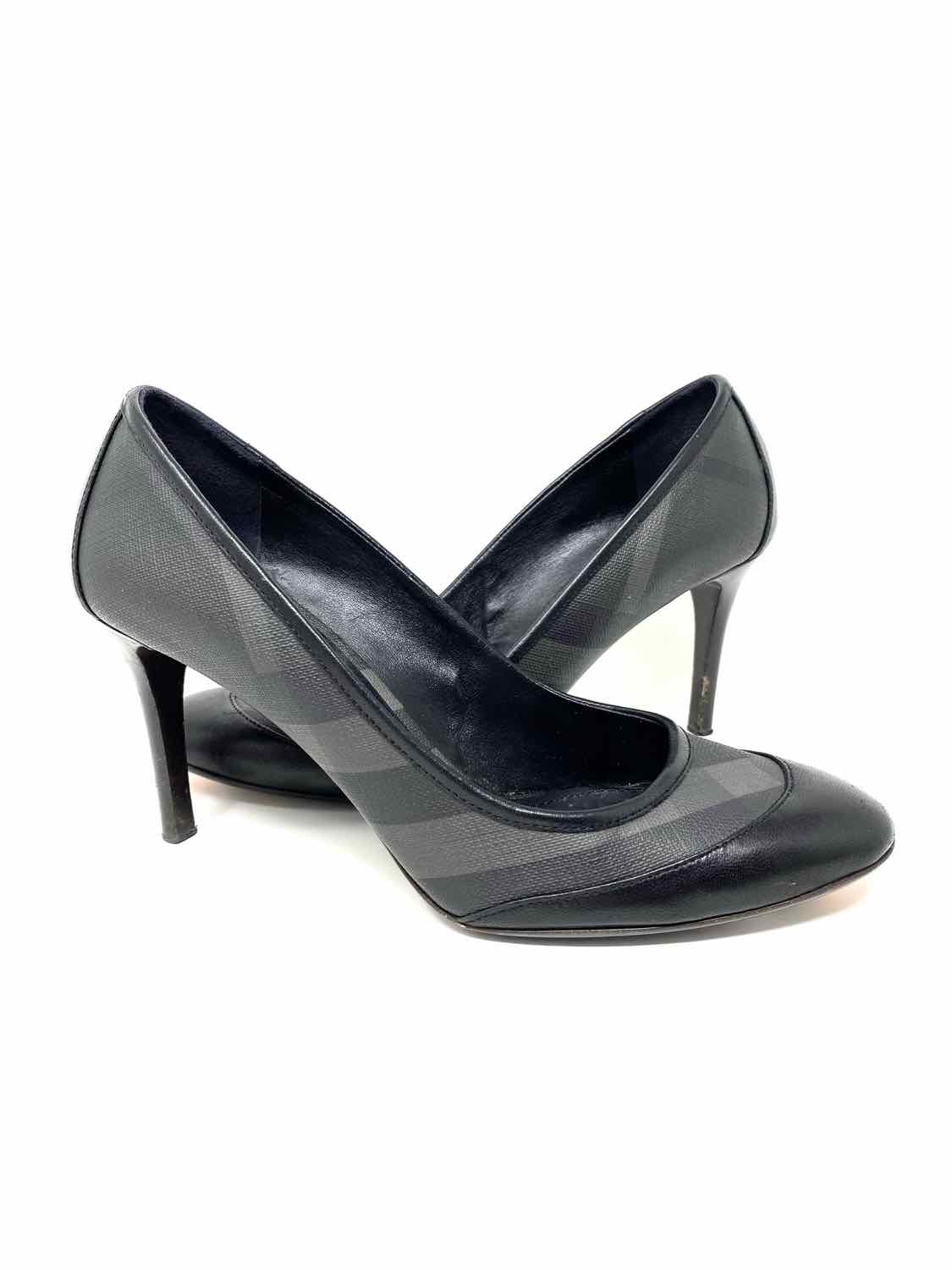 Burberry on sale black pumps