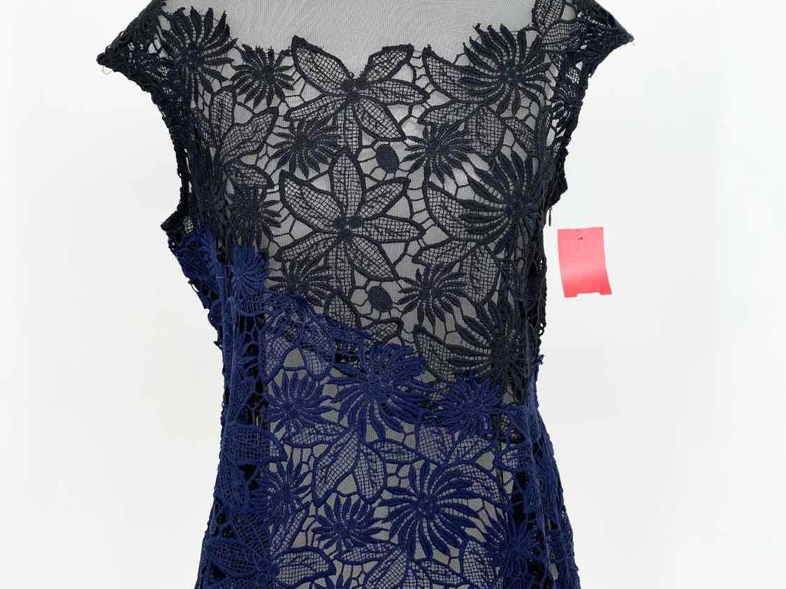 Deletta Women's Black/Blue Tank Lace Color Block Size XS Sleeveless - Article Consignment
